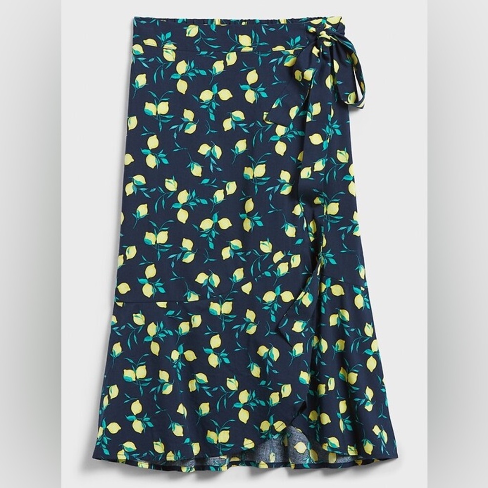 Banana Republic Tier Wrap Midi Skirt Dark Navy Blue Lemon Print. 🍋. Size 16.